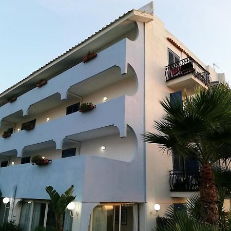Baia Degli Dei Apartment จีอาร์ดีนี นักซอส ภายนอก รูปภาพ