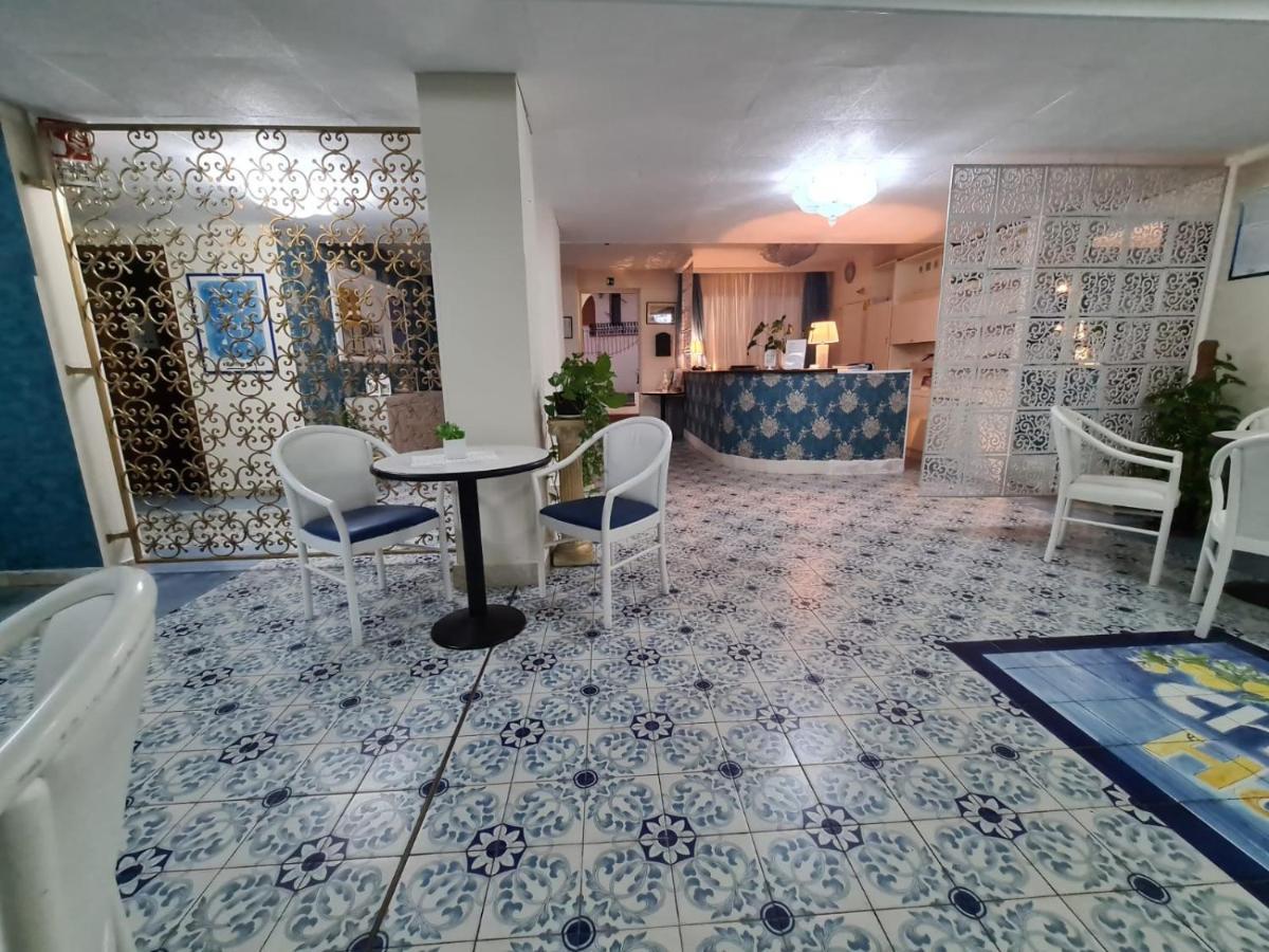 Baia Degli Dei Apartment จีอาร์ดีนี นักซอส ภายนอก รูปภาพ