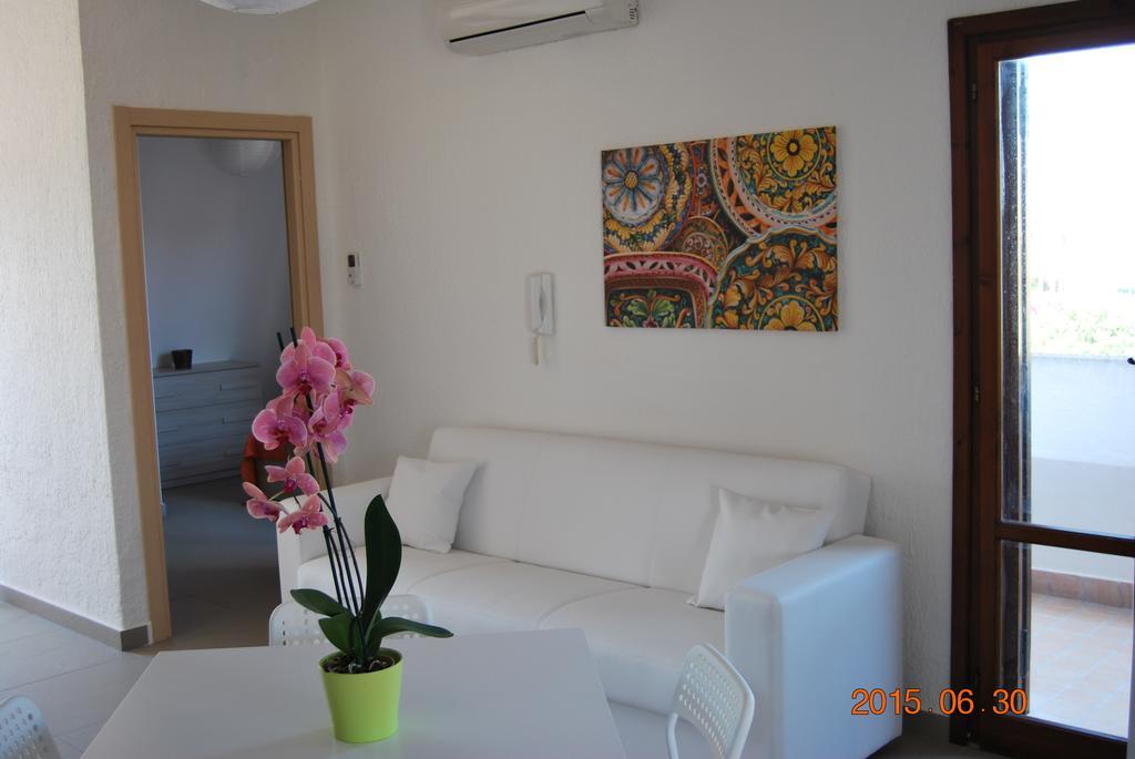 Baia Degli Dei Apartment จีอาร์ดีนี นักซอส ห้อง รูปภาพ