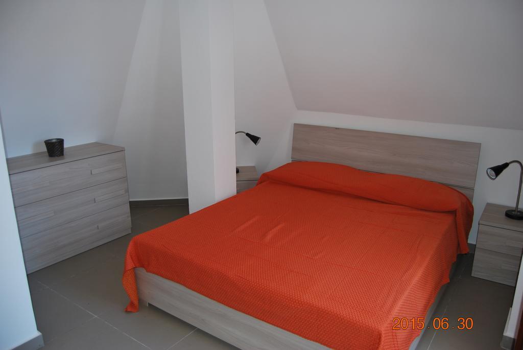 Baia Degli Dei Apartment จีอาร์ดีนี นักซอส ห้อง รูปภาพ