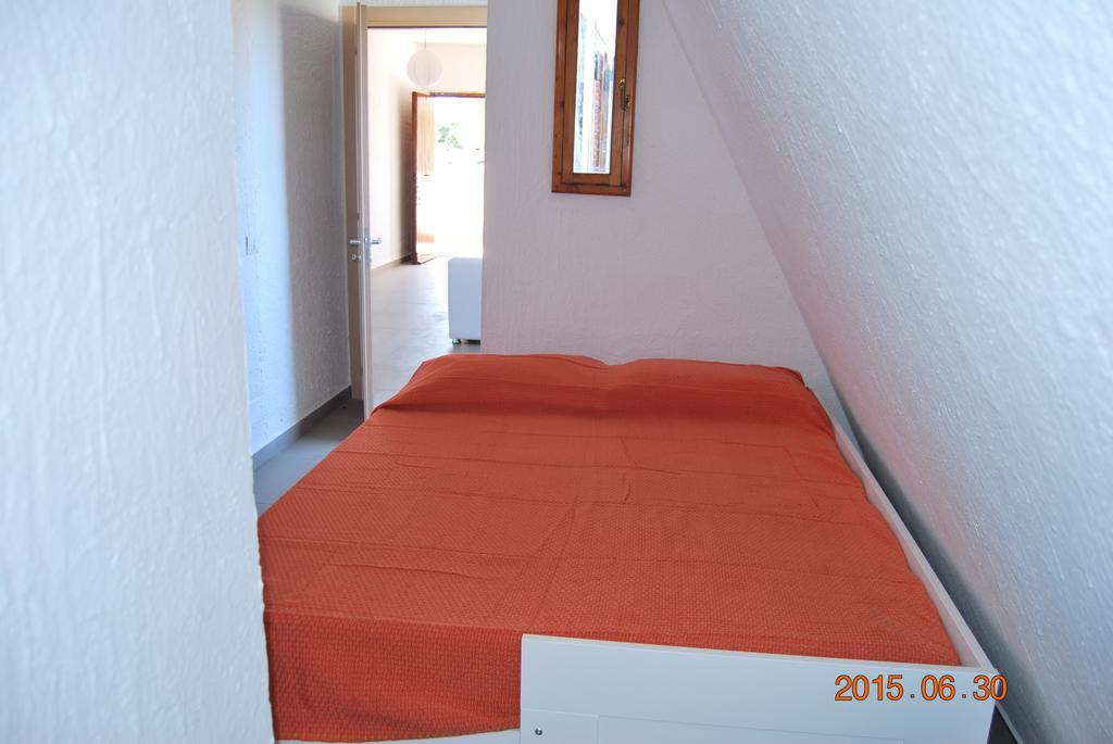 Baia Degli Dei Apartment จีอาร์ดีนี นักซอส ห้อง รูปภาพ